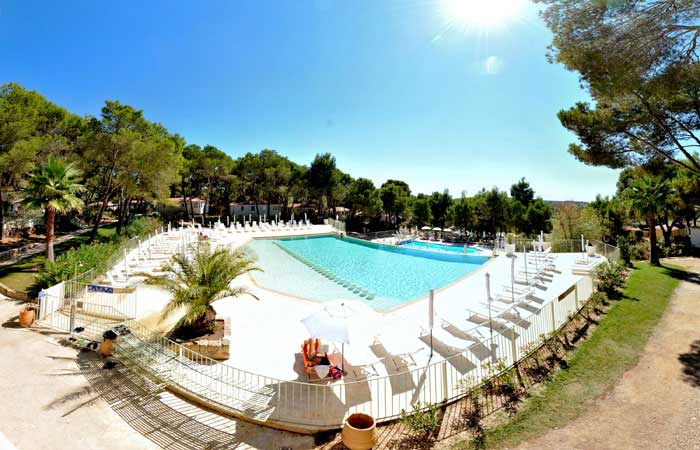 Camping Résidentiel La Pinède